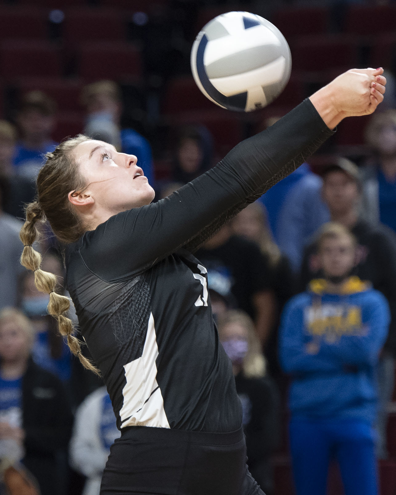 Falls City Sacred Heart vs. Exeter-Milligan, 11.4